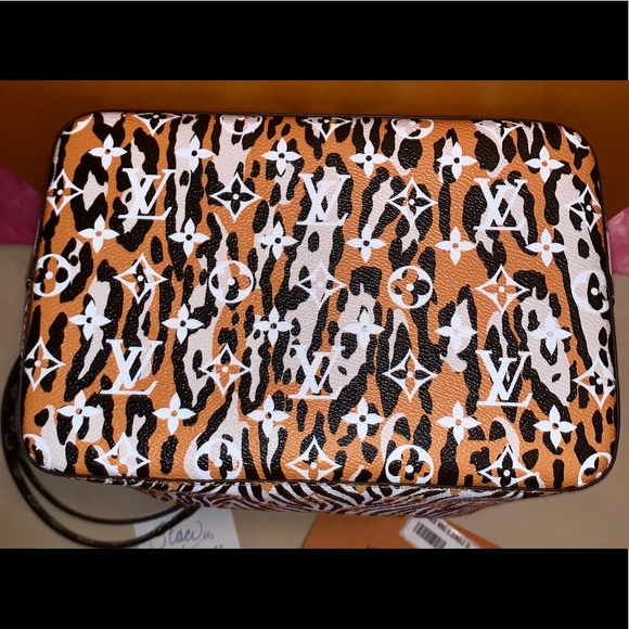 💰SOLD💰NWT LOUIS VUITTON NEO NOE JUNGLE IN IVOIRE - Picture 6 of 8